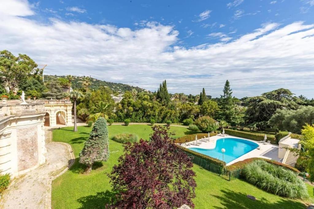 Superbe 3 Pièces Avec Piscine Et Tennis Appartement Cannes