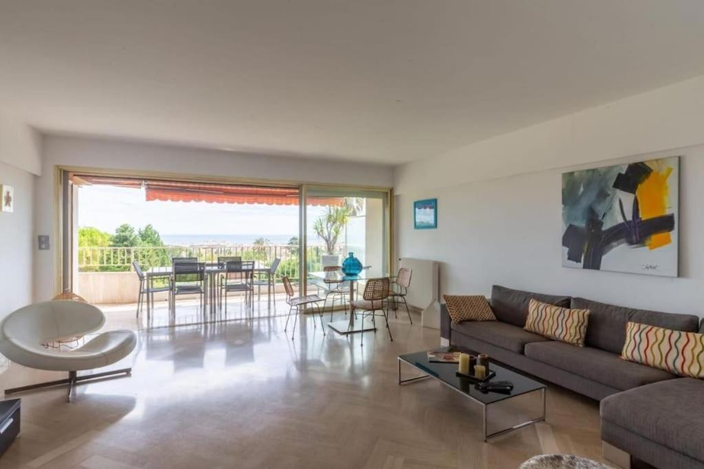 Superbe 3 Pièces Avec Piscine Et Tennis Appartement Cannes