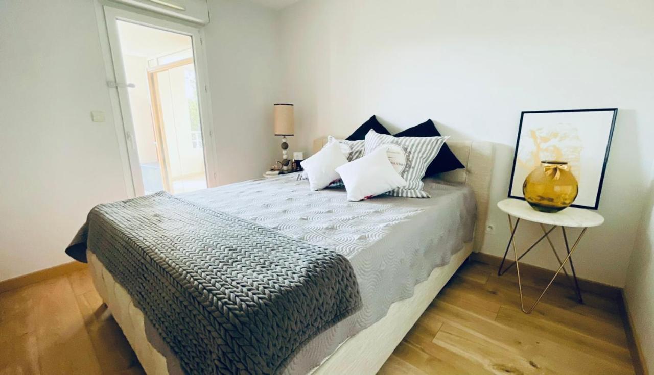 Cannes: Ravisante Rénové Vue Parc Appartement *