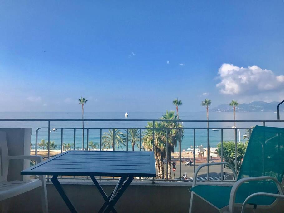 One Bedroom In With A Balcony And Great Sea Views - 821 *
