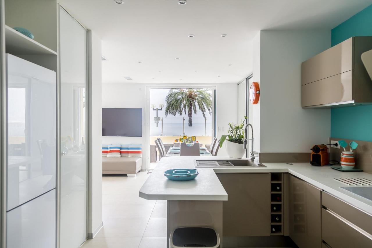 Ground Floor On Seafront With Large Terrace Cannes