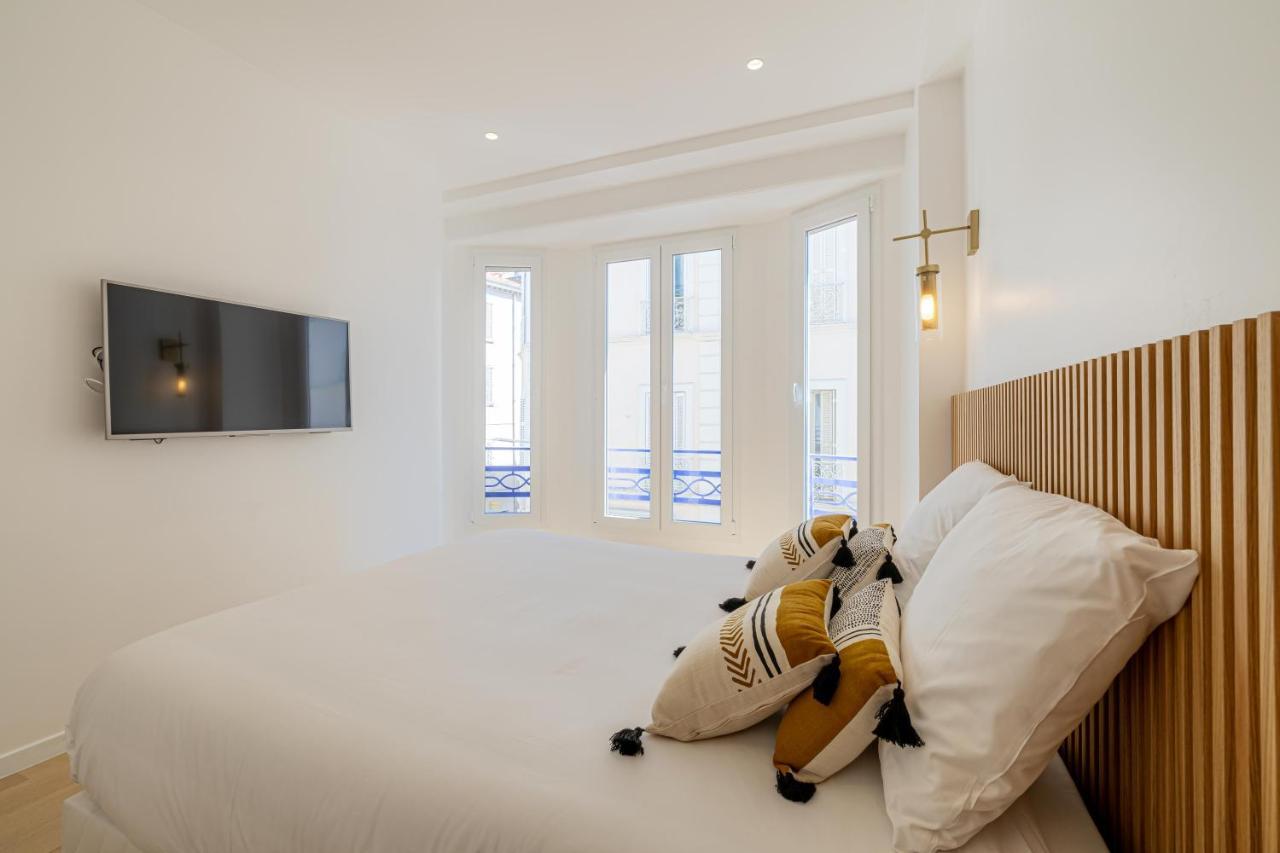 Two Bedroom Flat Steps Away From Croisette Apartment *