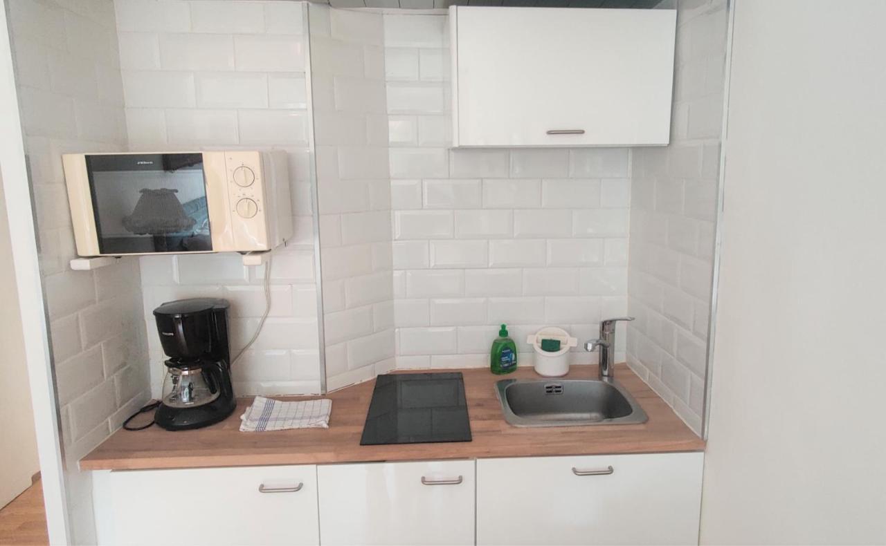 Cozy Studio Equipped With Indoor Heated Pool In Standing * Cannes