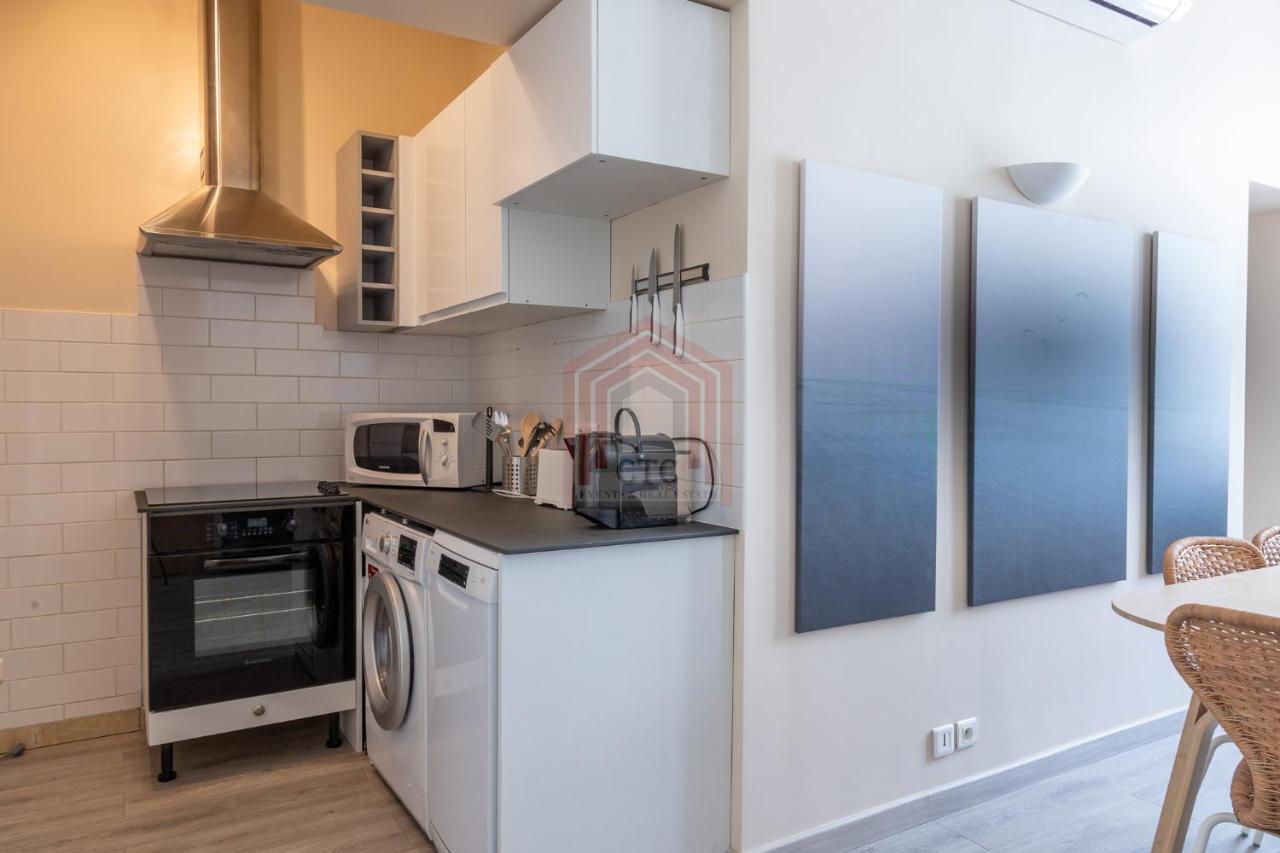 Apartment Rue D'antibes: Agreable Quatre Pieces *