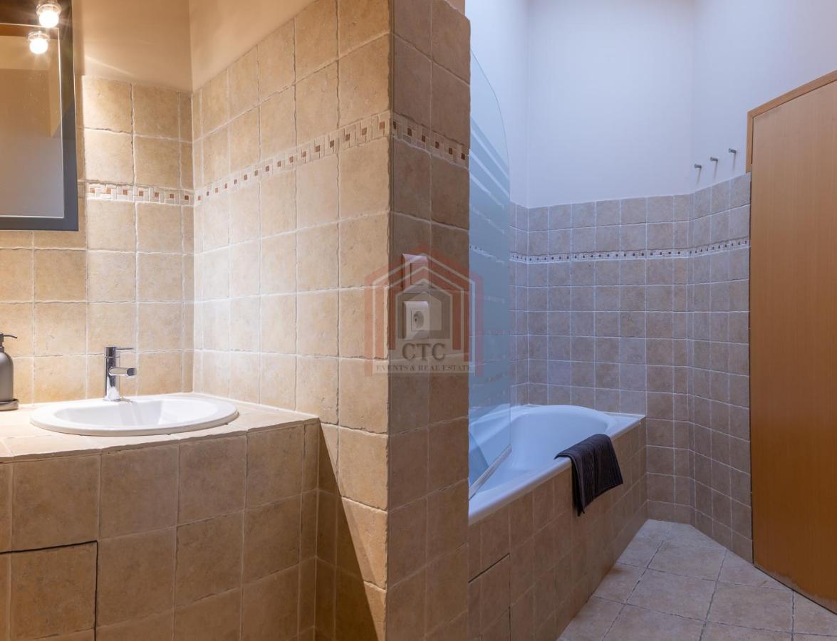 Apartment Rue D'antibes: Agreable Quatre Pieces Cannes