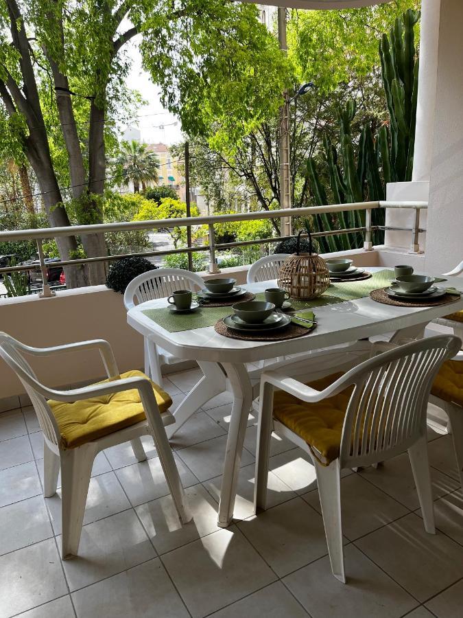 Apartment Elegant Close To Croisette And Palais De Festival With Garage Cannes
