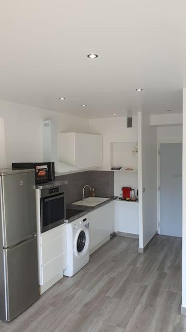 Apartment Beach Studio Cannes *