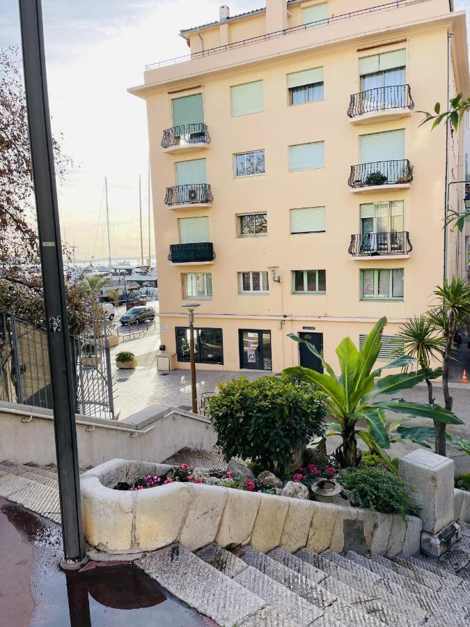 Duplex A Deux Pas Du Port Apartment *