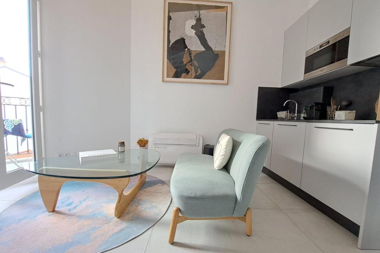 Apartment 2br Close Gare Station Ac And Balcony Downtown - Benakey *