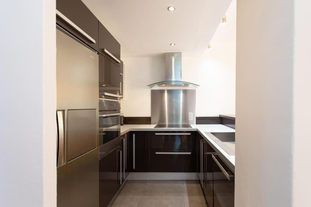 C9 - 2 Bdr 10 Min Palais Festivals & Sea - Ac, Parking & Balcony Cannes