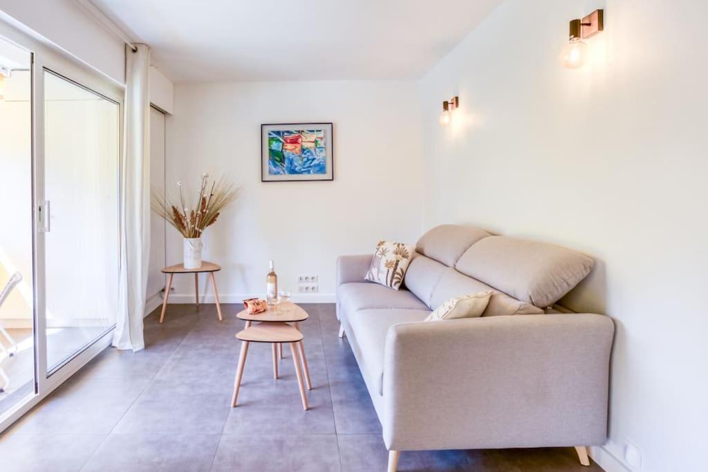 C9 - 2 Bdr 10 Min Palais Festivals & Sea - Ac, Parking & Balcony Apartment Cannes