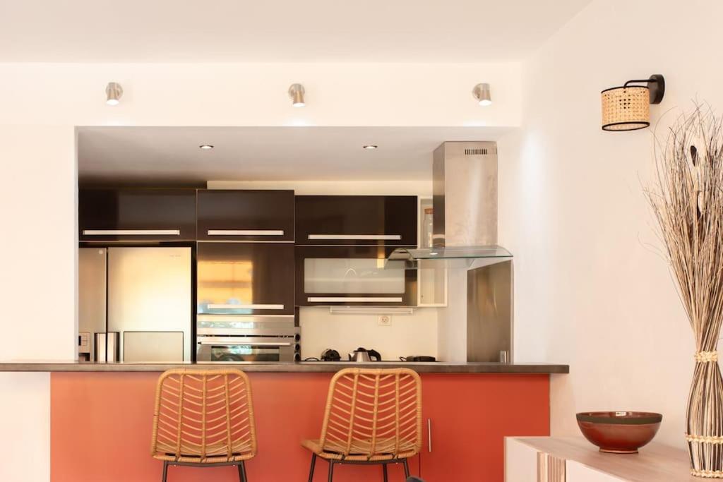 C9 - 2 Bdr 10 Min Palais Festivals & Sea - Ac, Parking & Balcony * Cannes