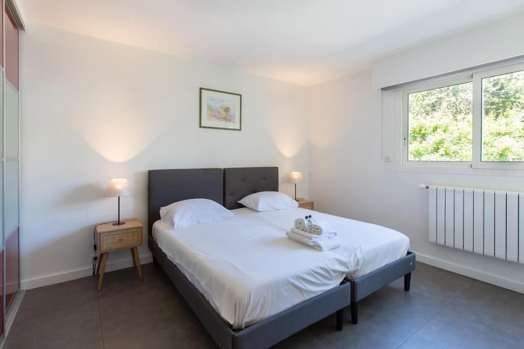 C9 - 2 Bdr 10 Min Palais Festivals & Sea - Ac, Parking & Balcony Cannes