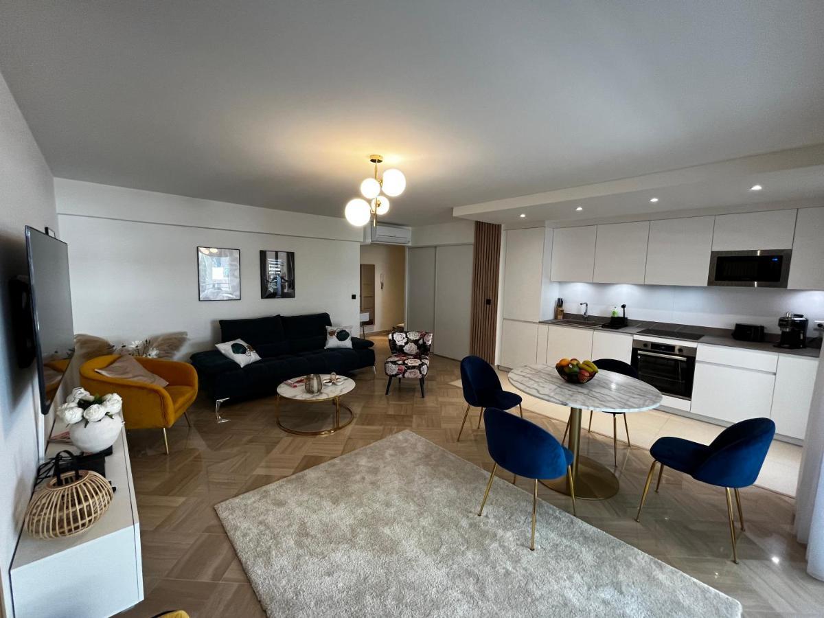 Elegant Close To Croisette And Palais De Festival With Garage *