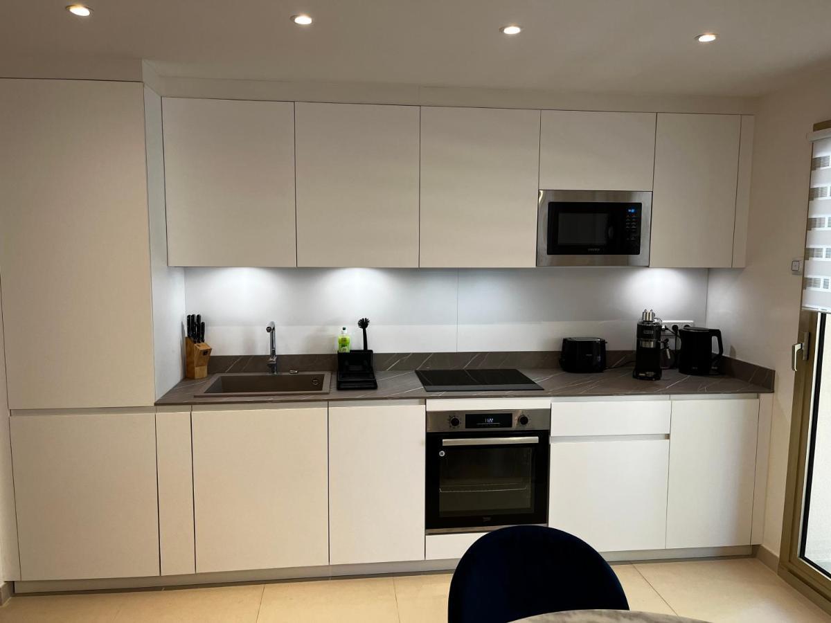 Apartment Elegant Close To Croisette And Palais De Festival With Garage