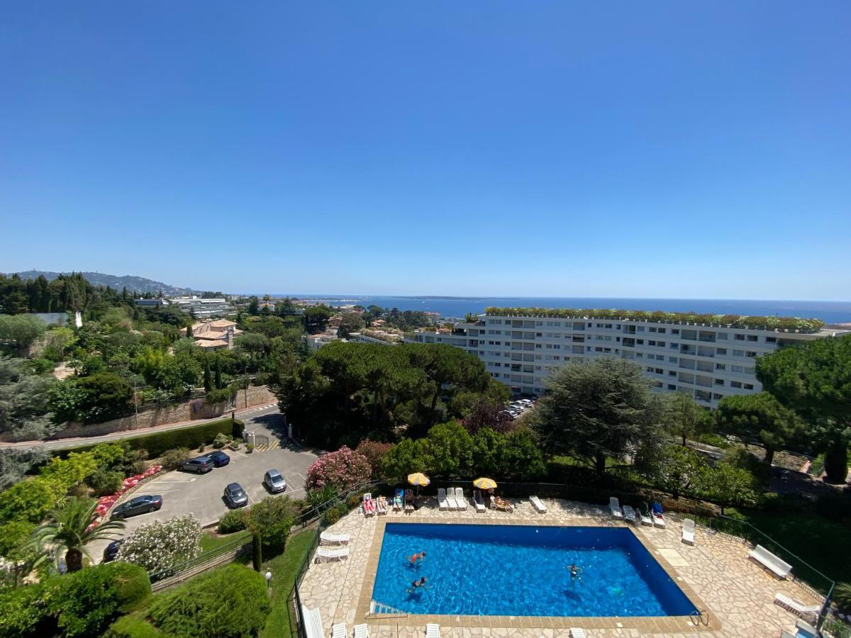 Vue * Cannes