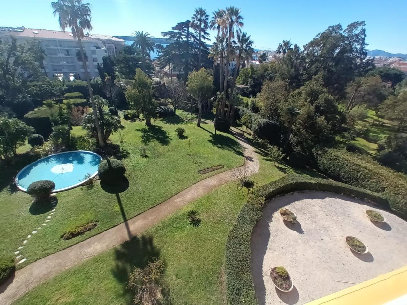 Apartment Vue Sur Mer, Proche Croisette *