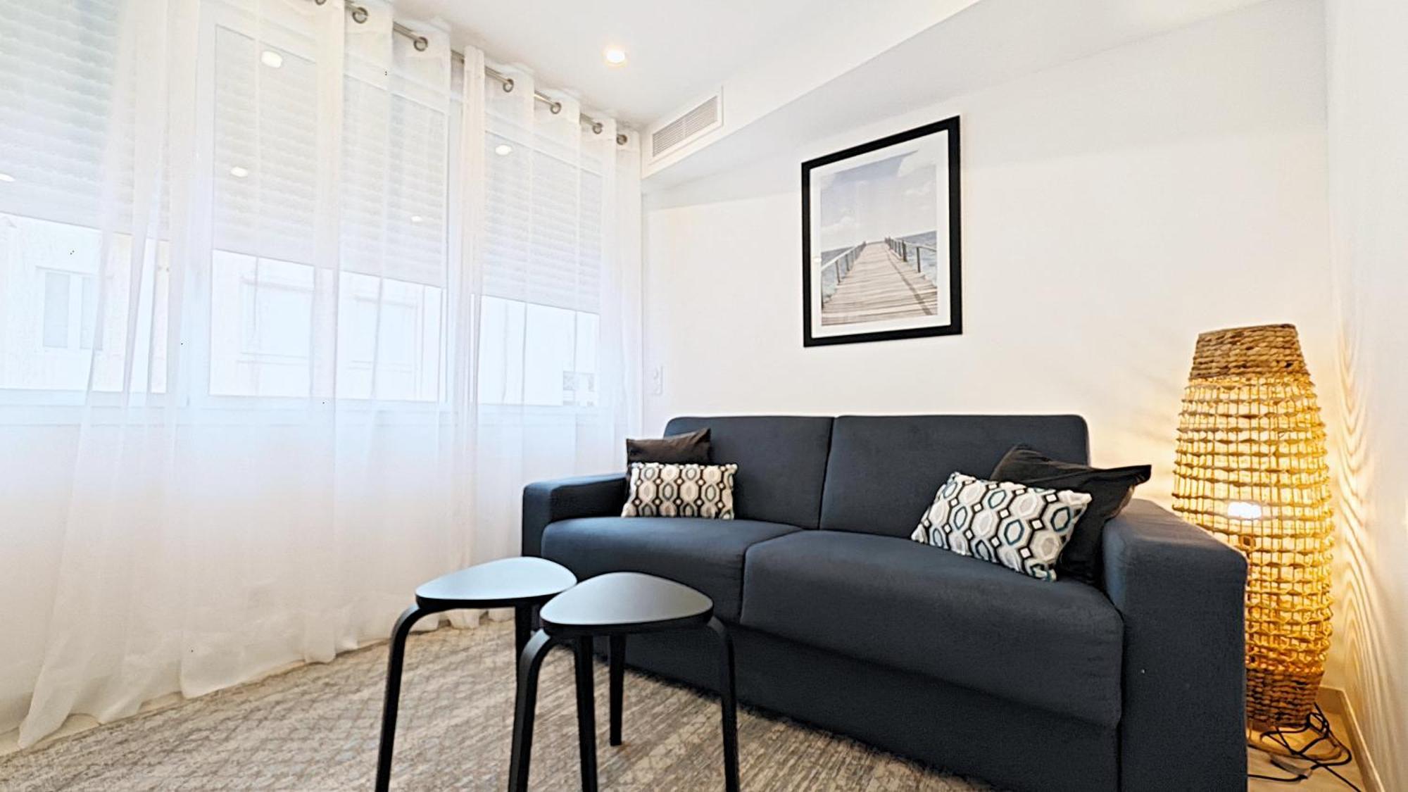 Viva Riviera Brand New Floor Close Croisette