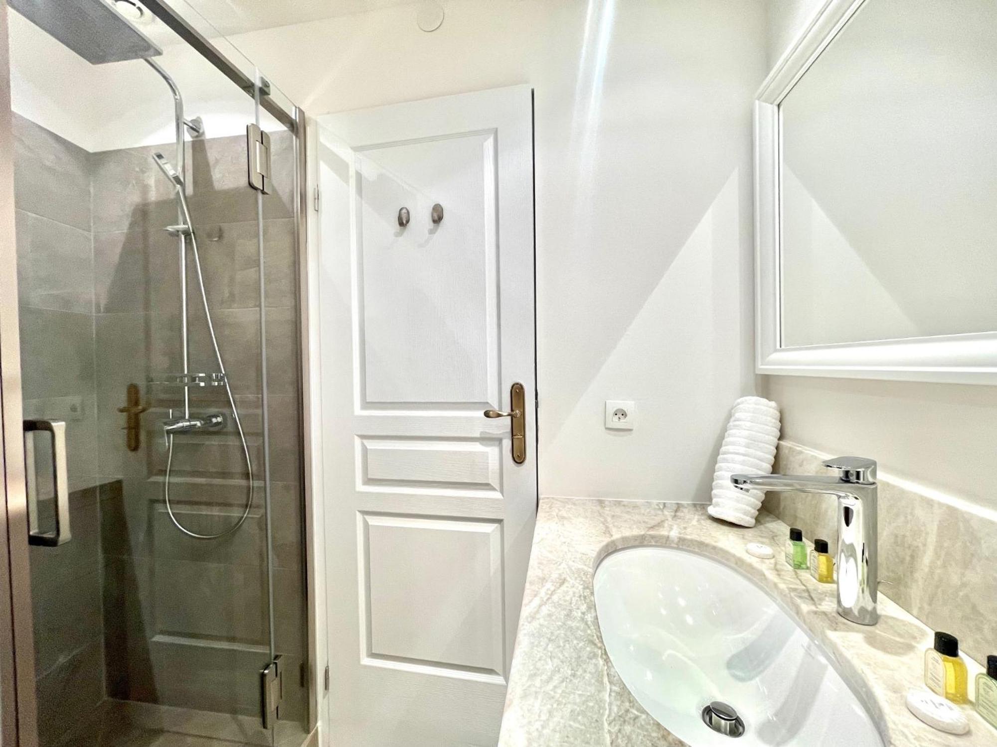 Marina Luxury 3 Bedroom By Welcome To Apartment *