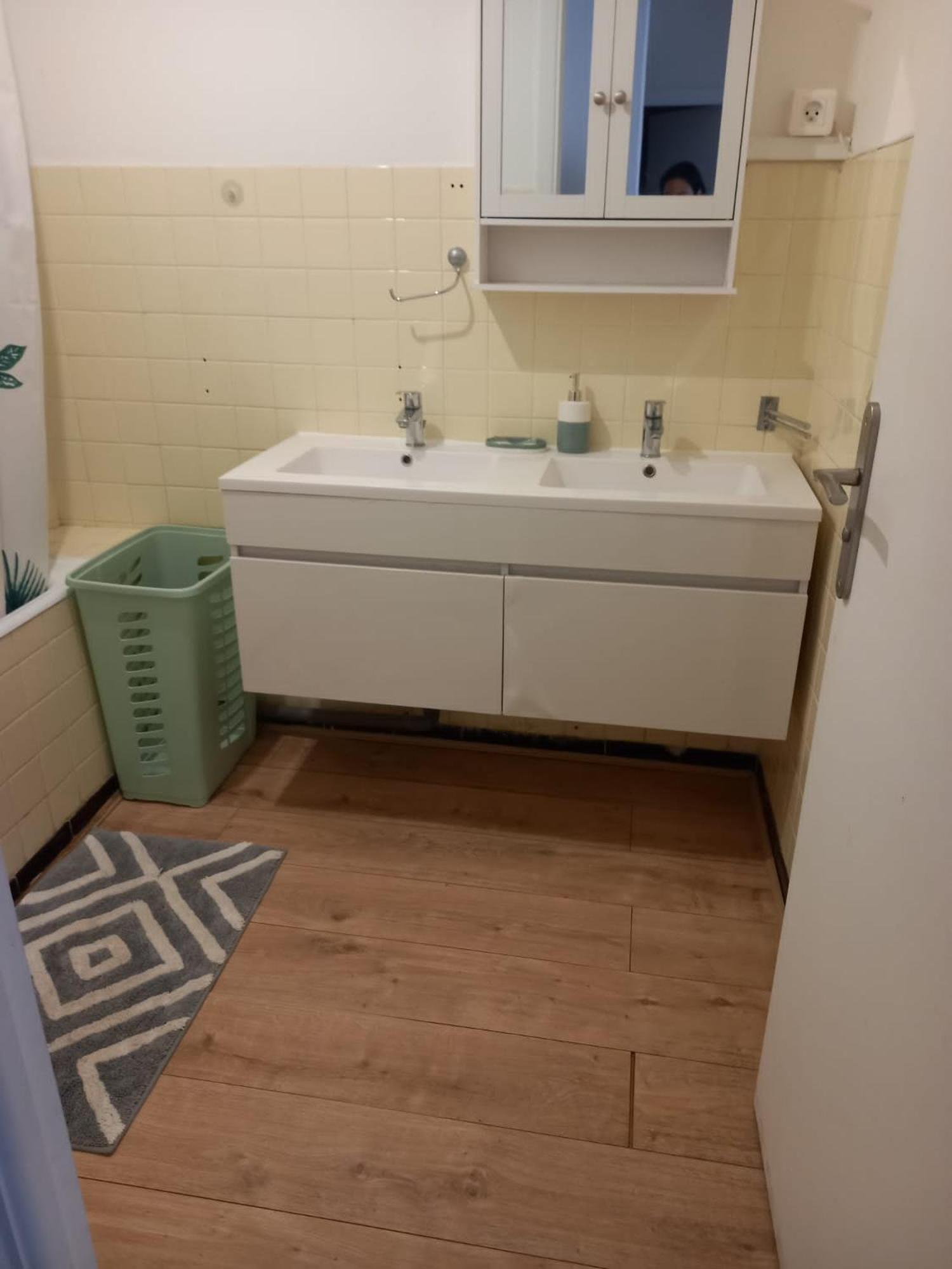 ++++ Renovated Cosy 50m2 Sunny Flat / Balcony / Close To And To The Palais Des Festivals ++++ Apartment *