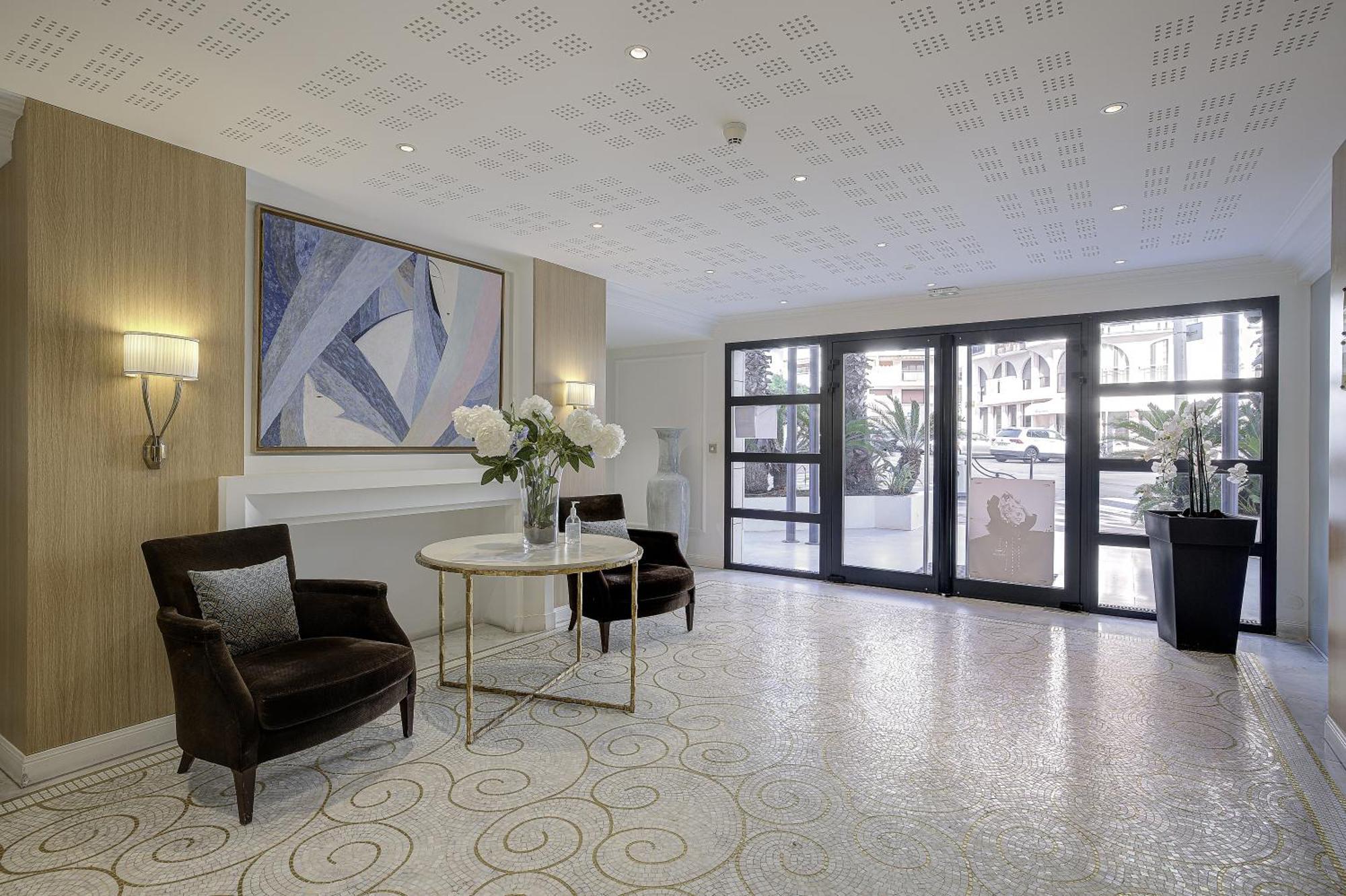 Apartment Carlton Riviera *