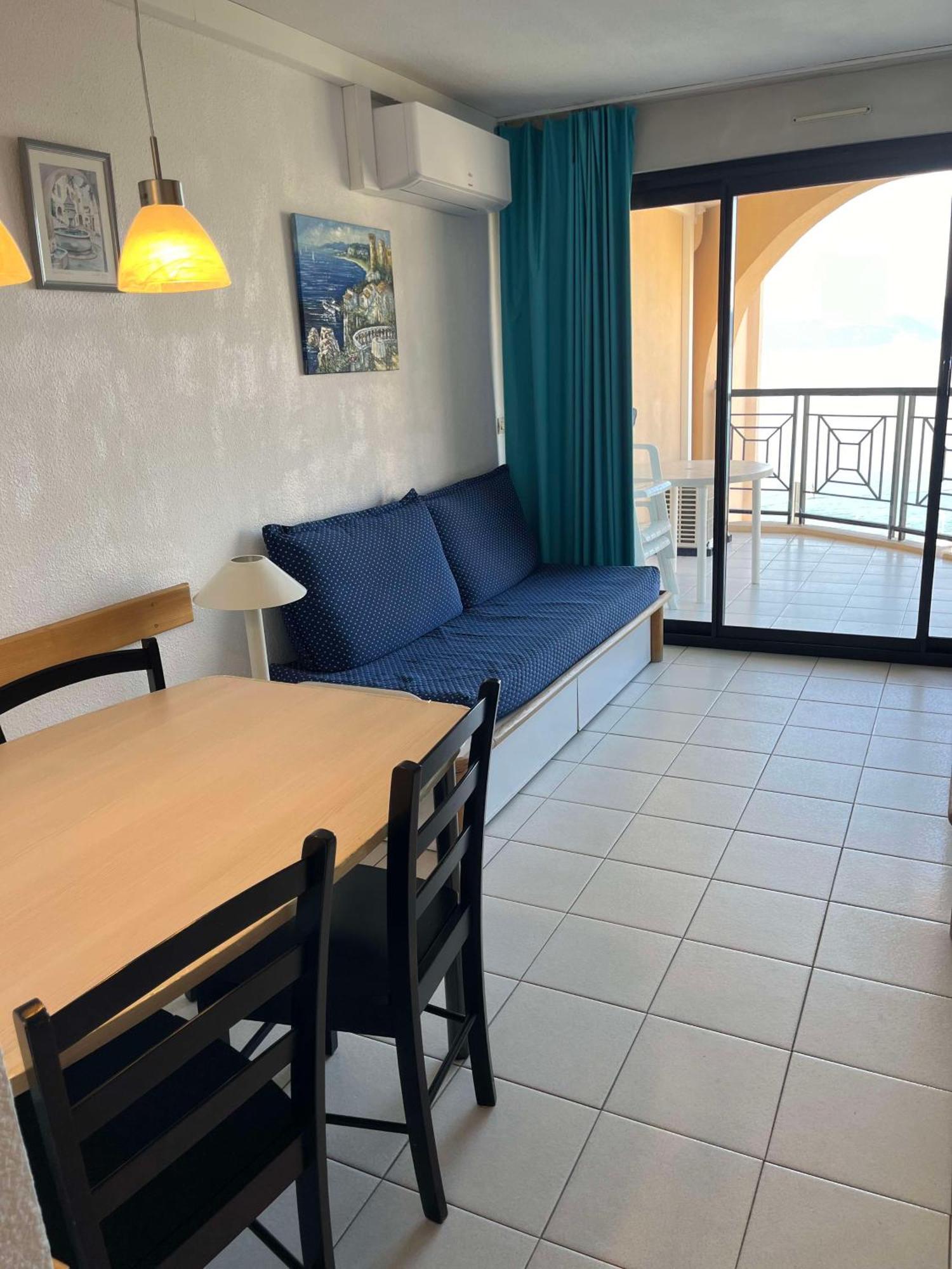Cannes Apartment With Sea View, Aircondition And Parking Appartement Cannes