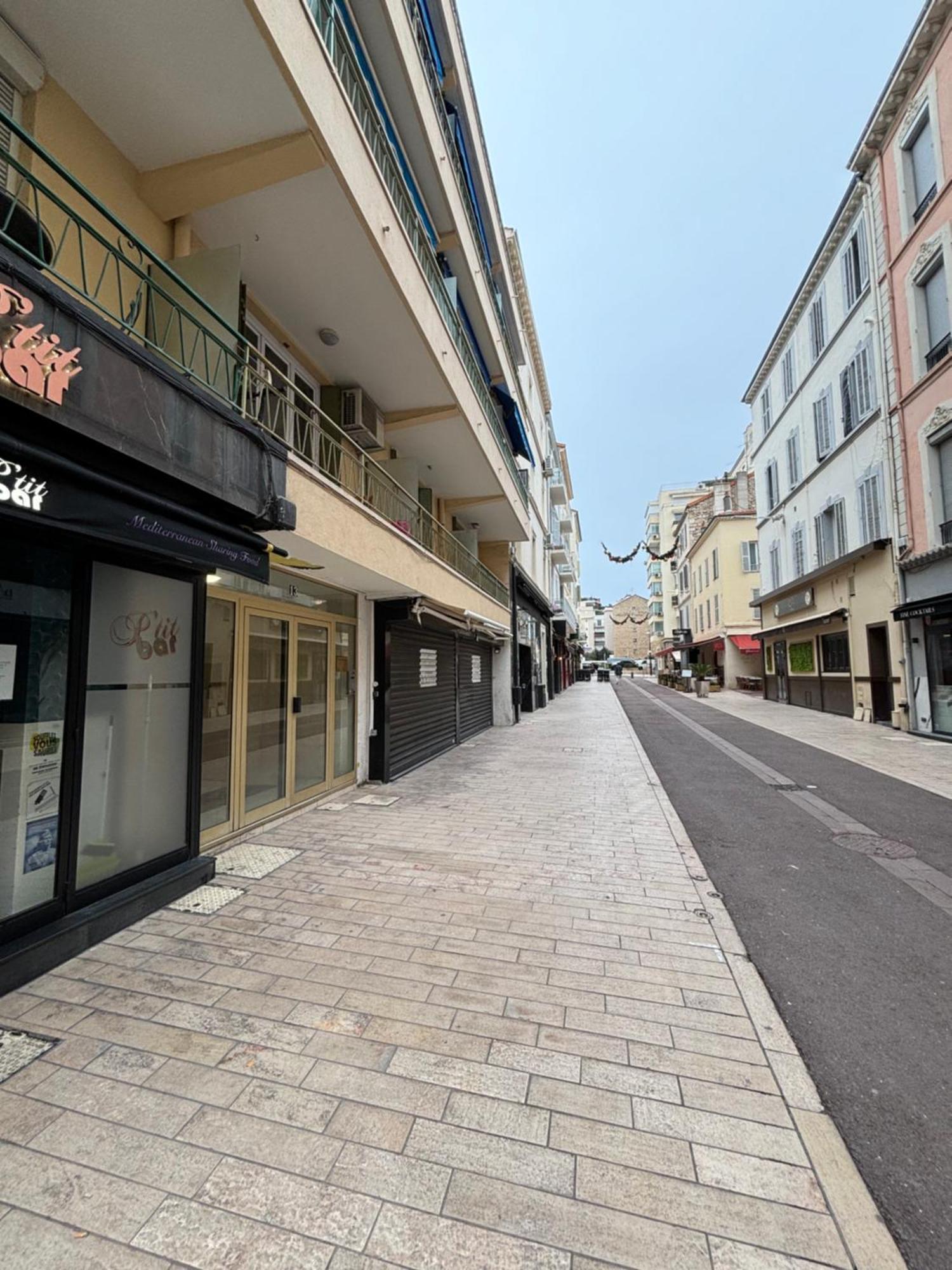 Viva Riviera Brand New Floor Close Croisette Cannes