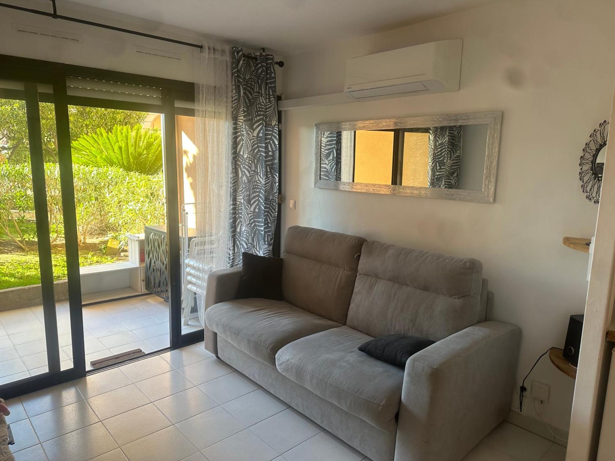 Rdc En Résidence Avec Piscine Appartement
