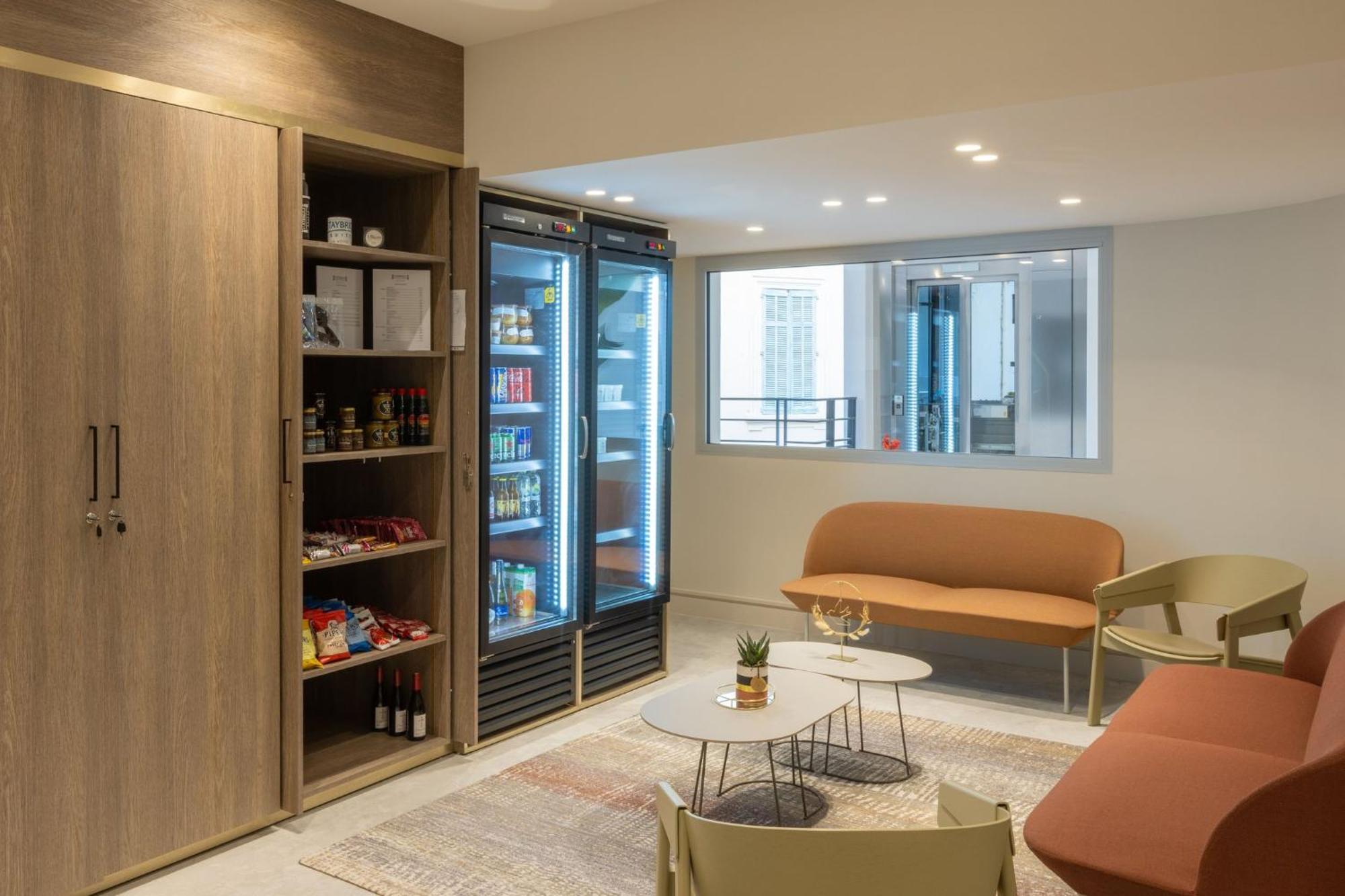 Staybridge - Centre By Ihg Hotel
