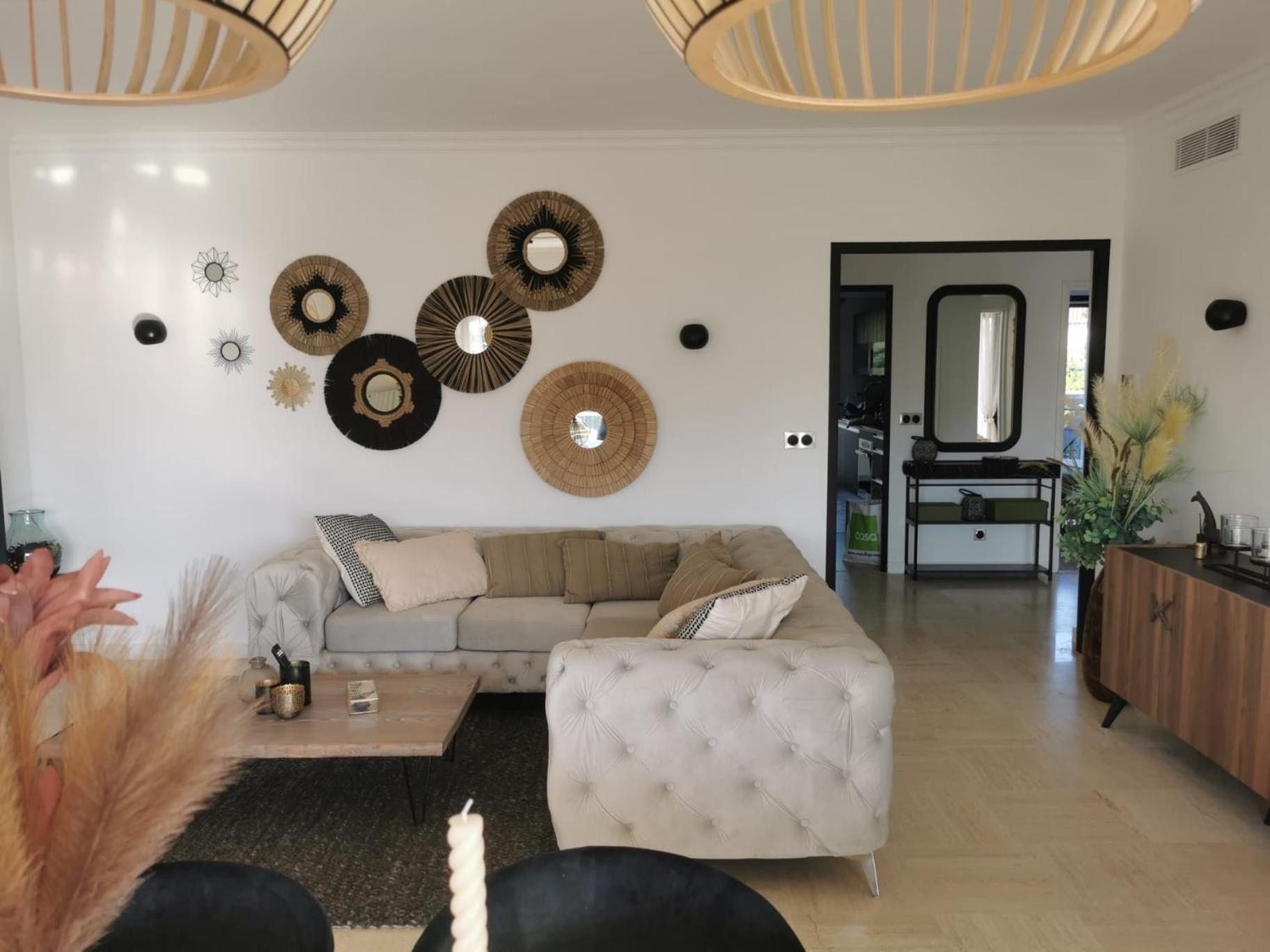 2 Bedrooms Seafront * Cannes