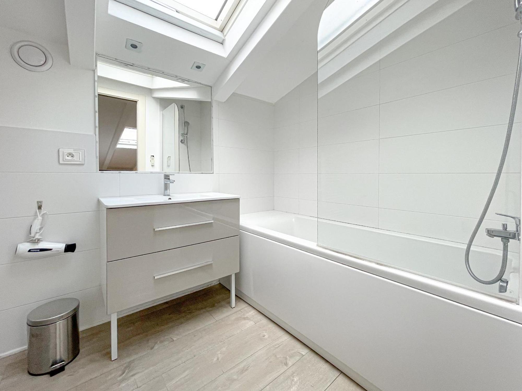 Apartment Tony Allard By Winsome Destination 4a *