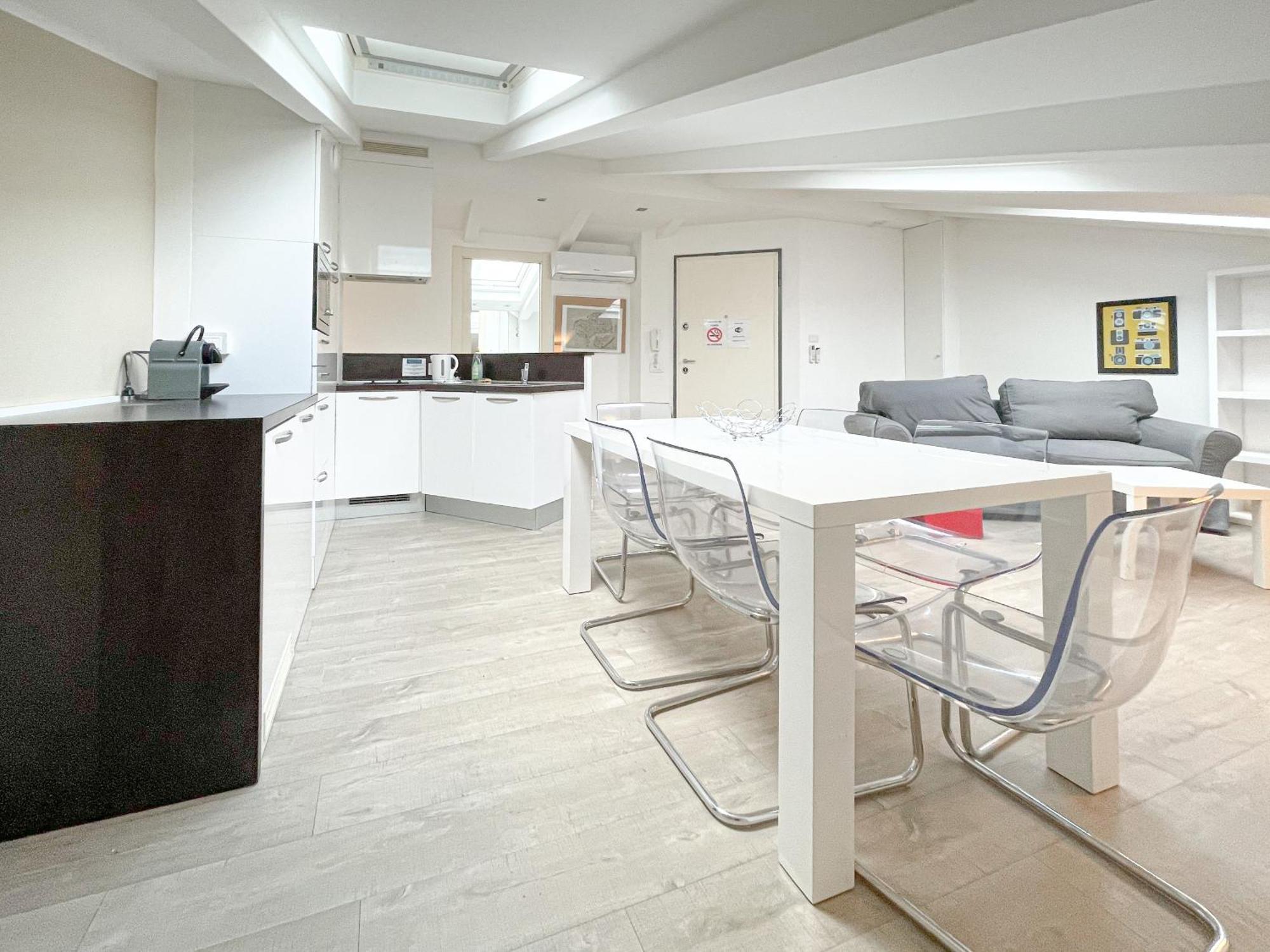 Apartment Tony Allard By Winsome Destination 4a *