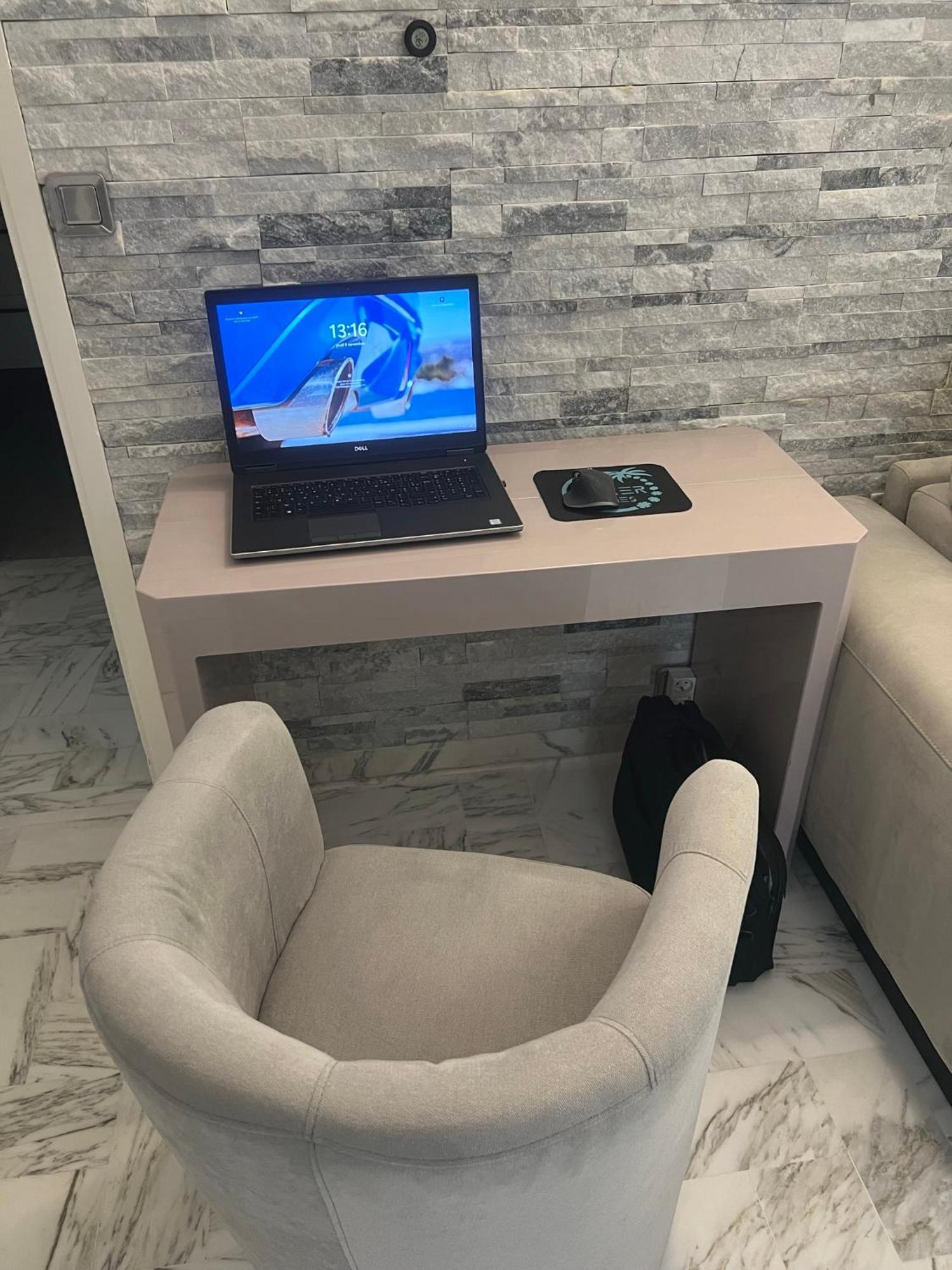 Chic 47m2, 2 Rooms, Ground Floor, Patio, 280m Croisette