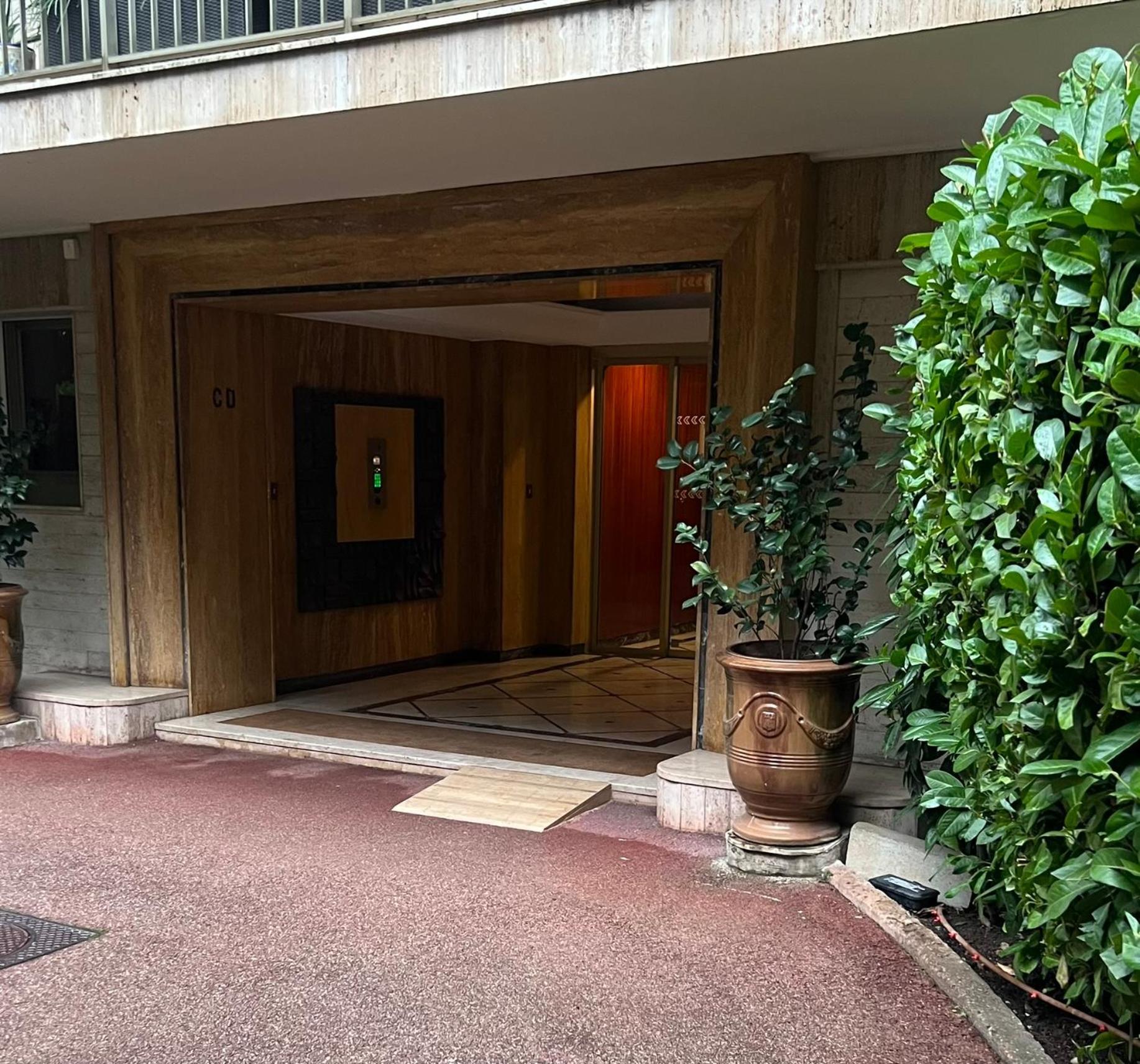 Chic 47m2, 2 Rooms, Ground Floor, Patio, 280m Croisette Apartment