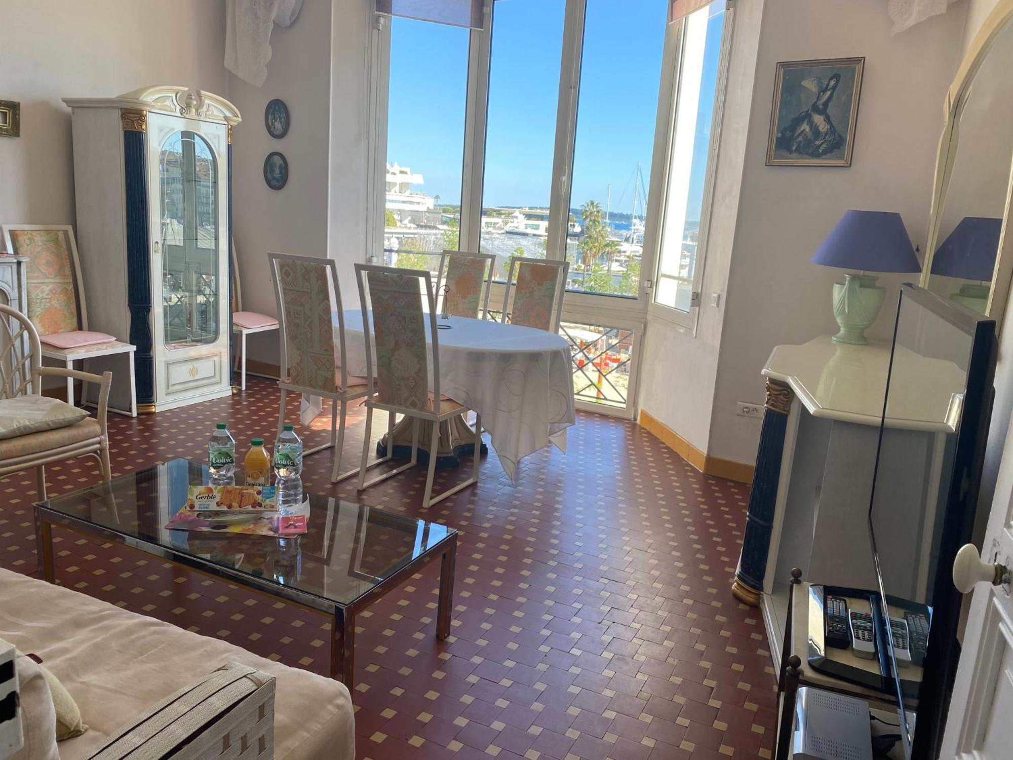 Privat Holiday * Cannes