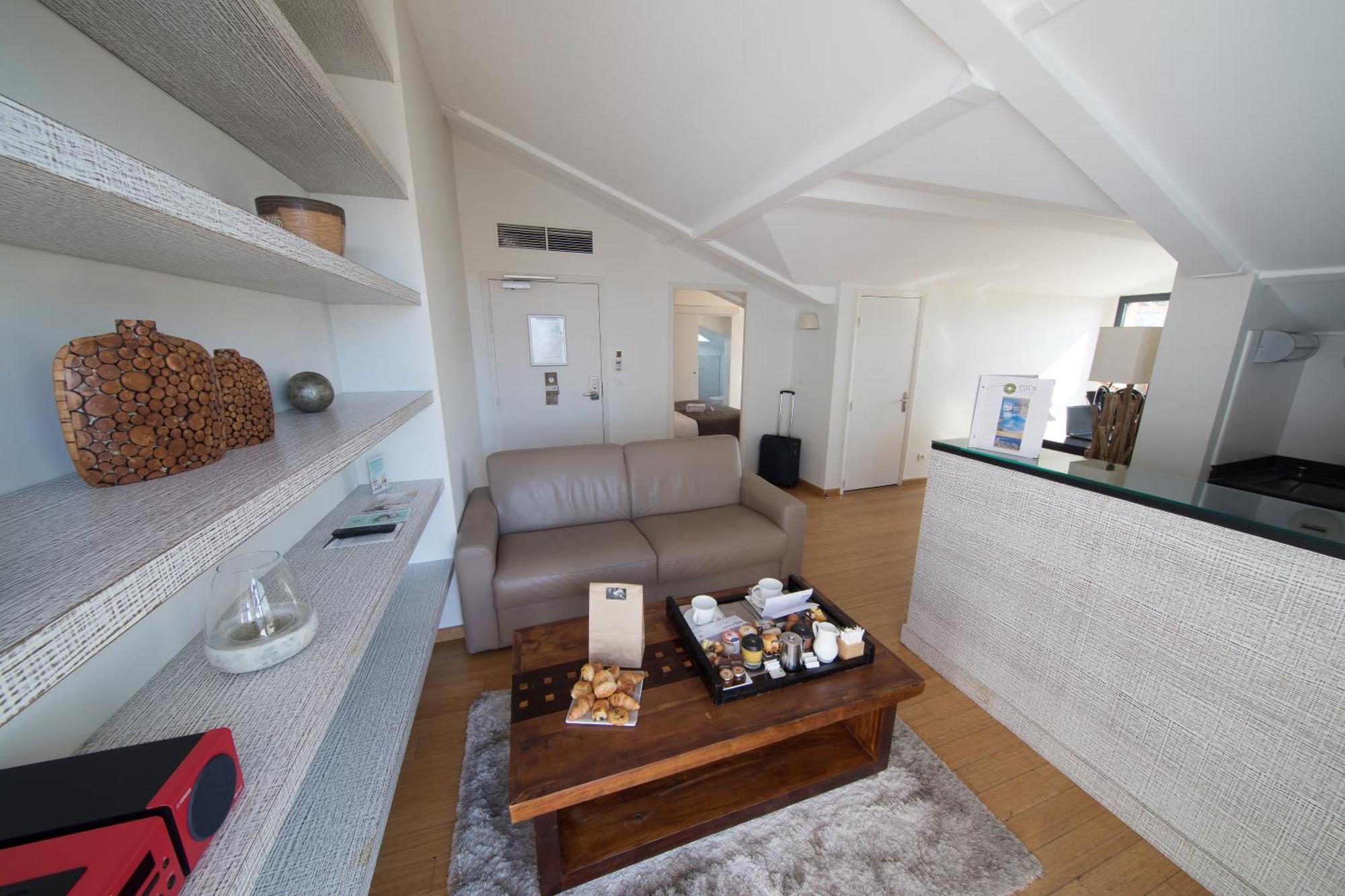 Hotel Eden & Cannes