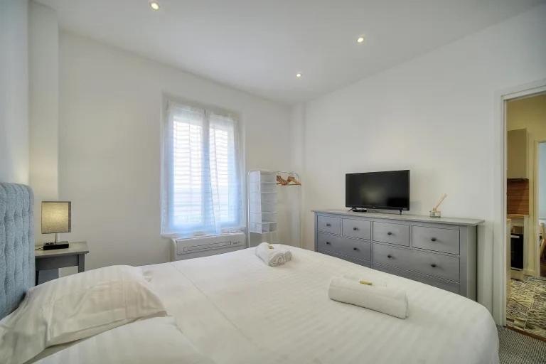 Appartement Loena Centre - Renove 2 Pieces - 4 Personnes - Proche Croisette Palais Festival - Internet Gratuit - Climatisation - Non Fumeur *
