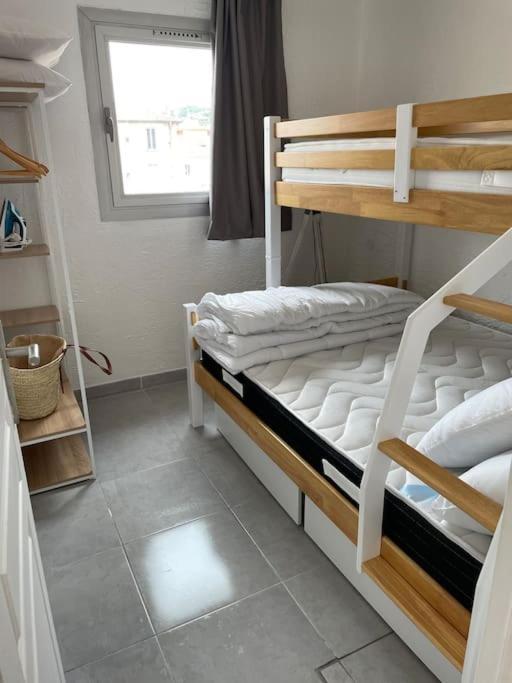 Apartment T2 Lumineux A Pied Terrasse Piscine *