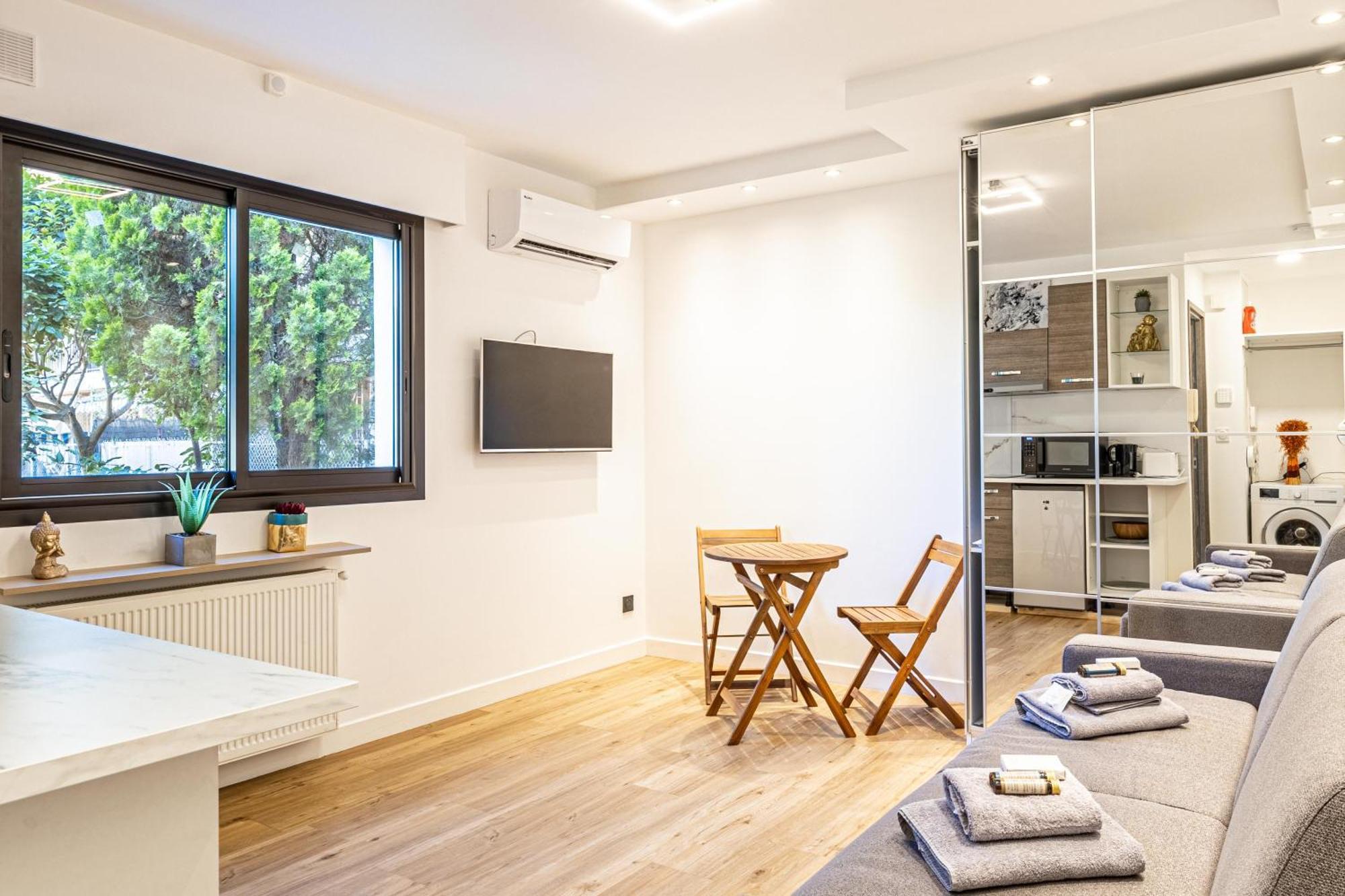4 Baron - Spacieux Renove Quartier Des *