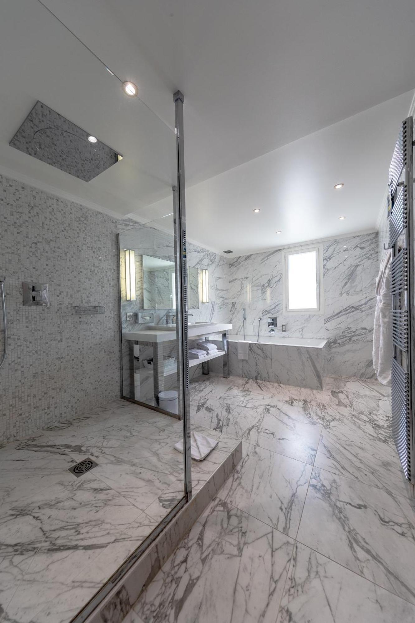 Juliana Hotel 4*