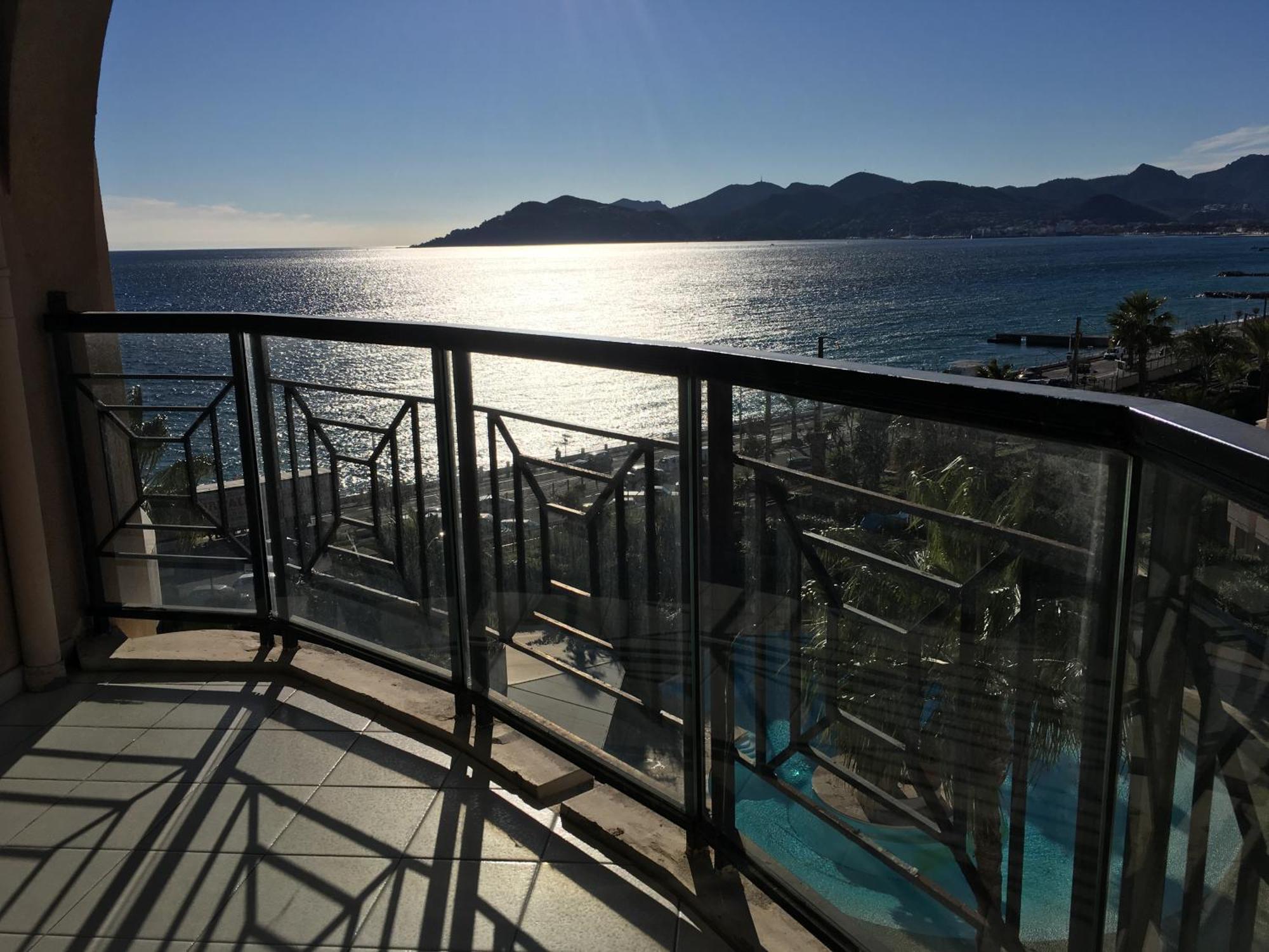 Appartement Cannes Apartment With Sea View, Aircondition And Parking *