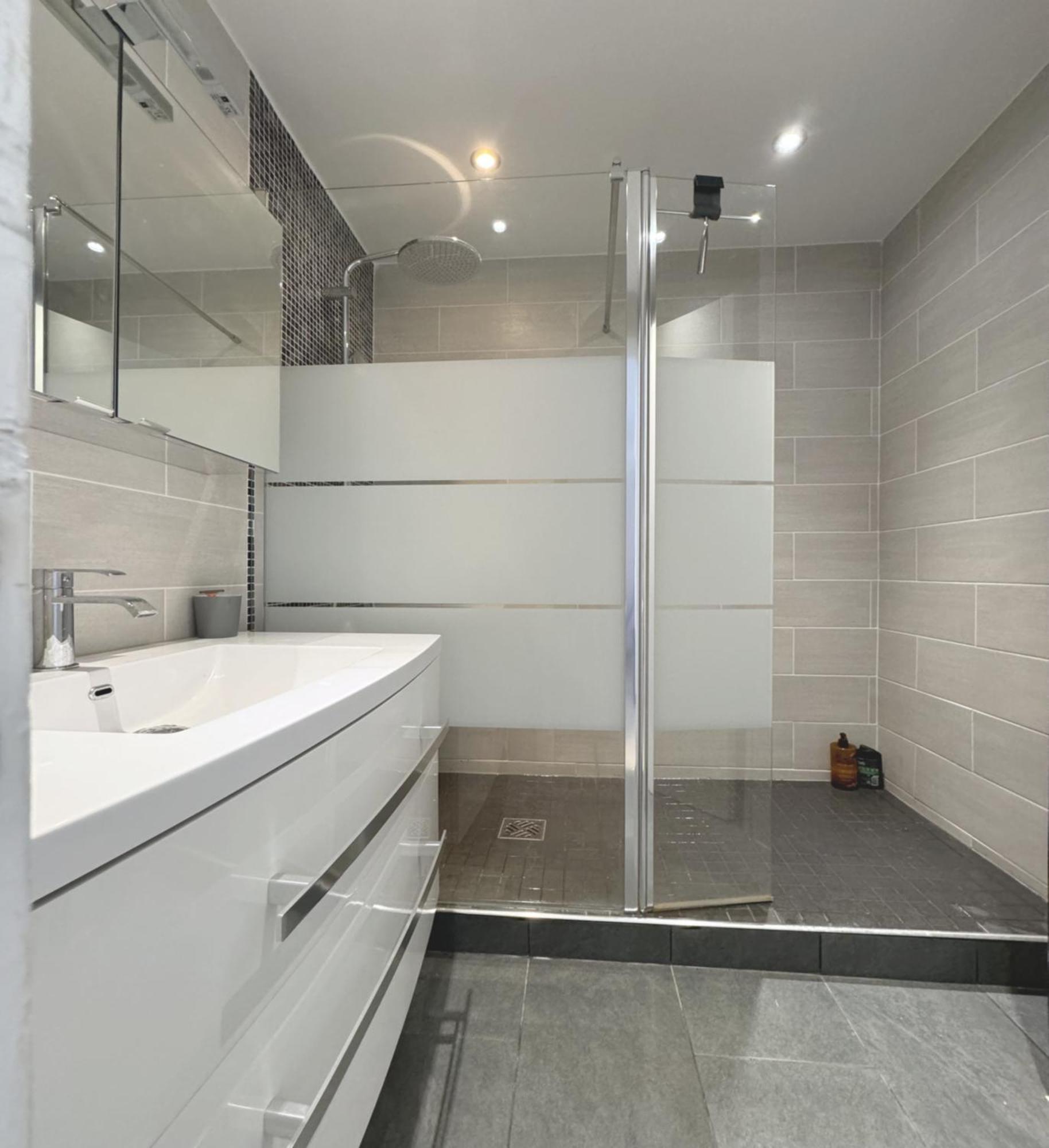 Appartement Charming 2 , 52 M2, Very Spacious, Bright And Near Sea Martinez *