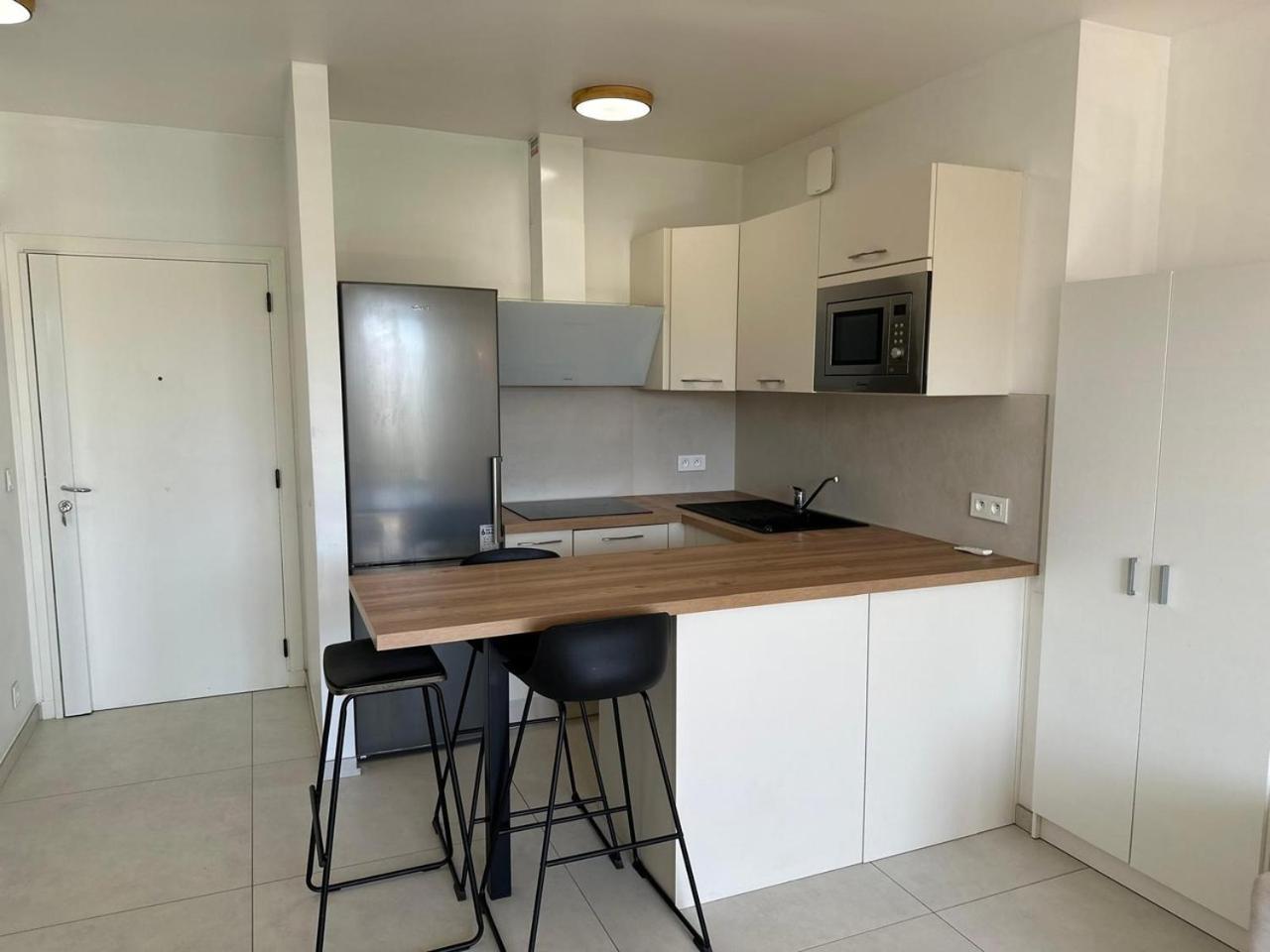Apartment Super Apartment, Parking, Terrace, Lift, Wifi, Palm Beach,