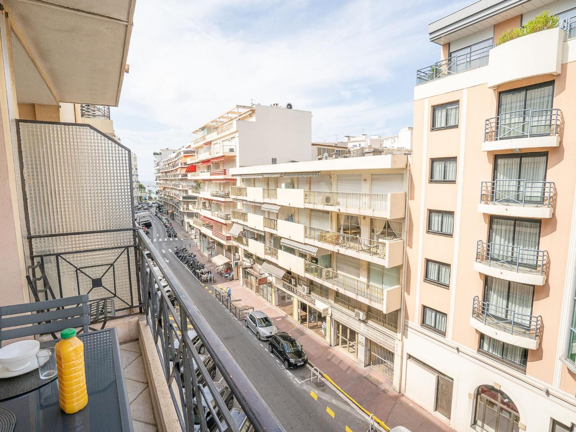Le Cheverny By Interhome Cannes