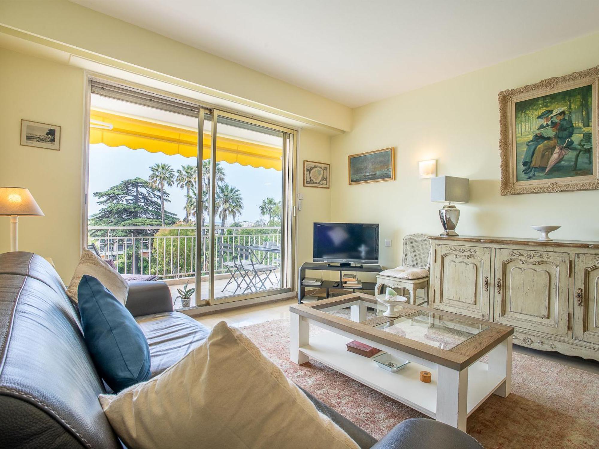 Les Pervenches By Interhome