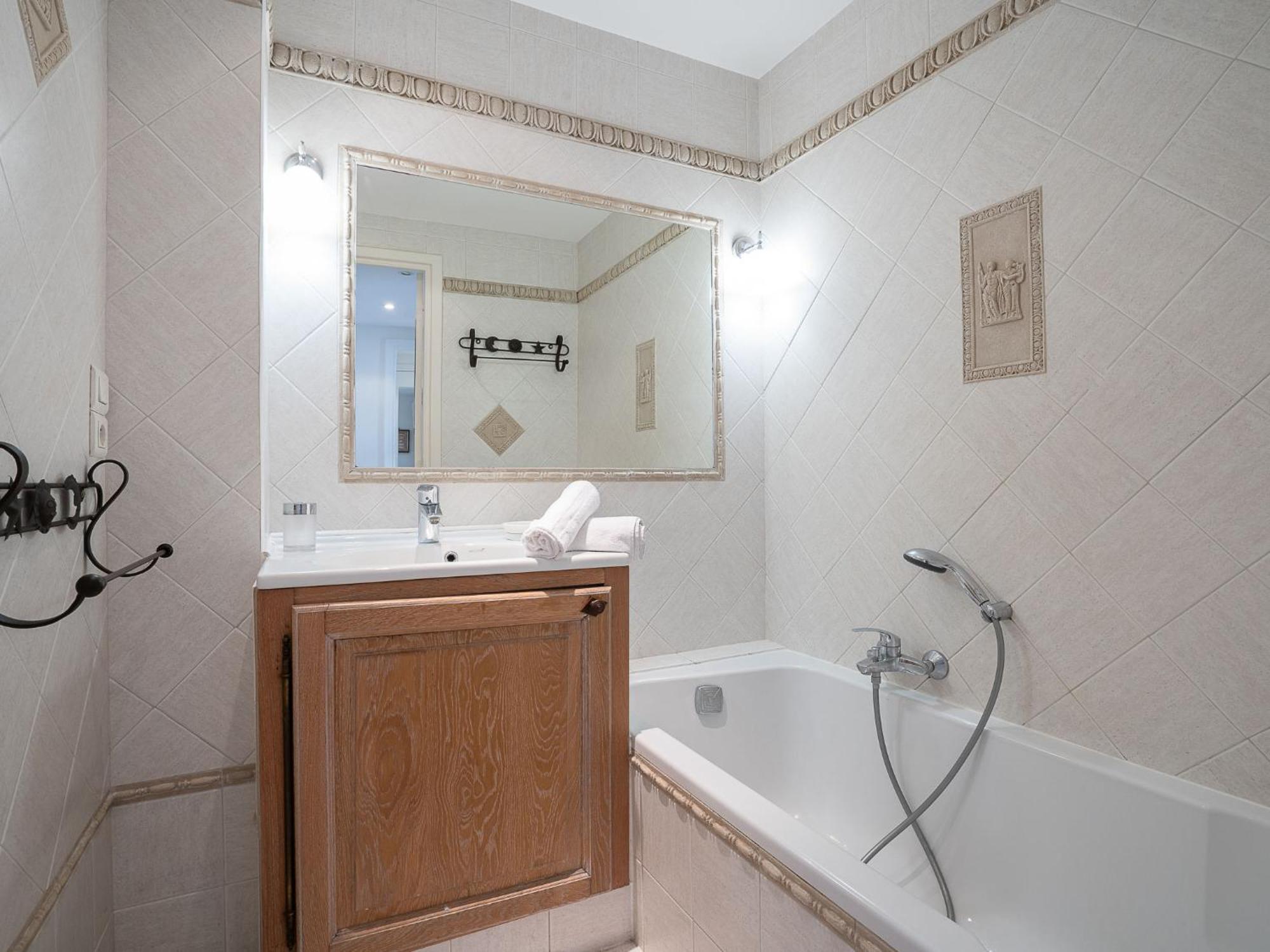 Apartment Les Pervenches By Interhome *