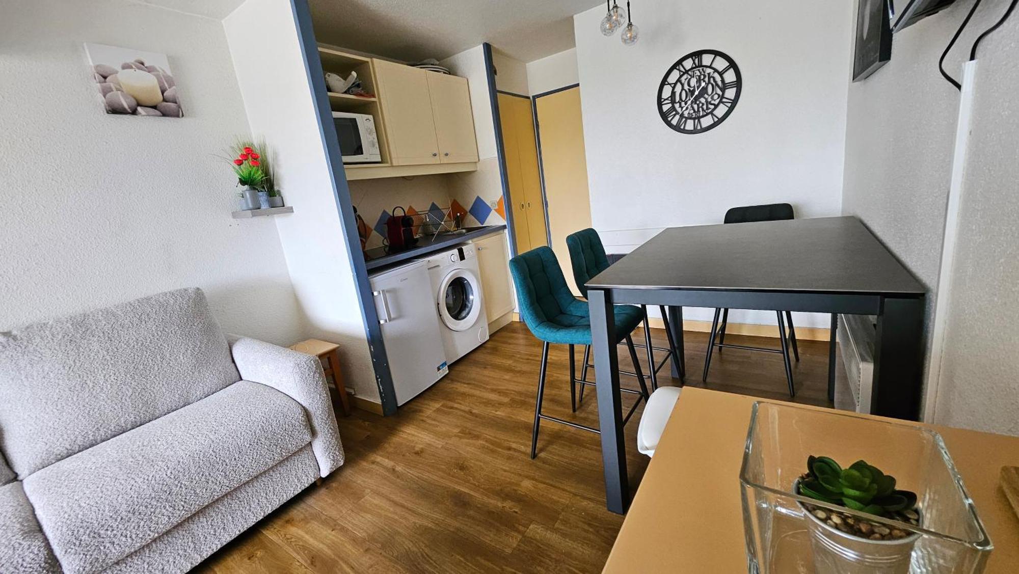 Appartement Magnifique T2 Climatisation - Grande Terrasse, Piscine Et Apercu Cannes
