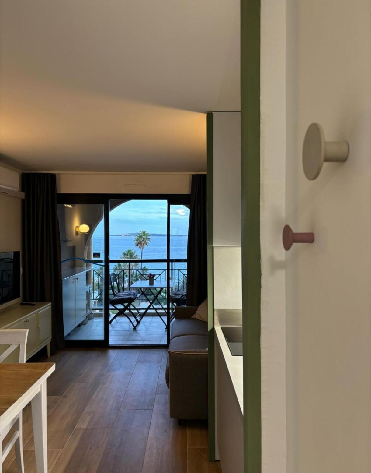 Pierre Et Vacance 631 Apartment Cannes