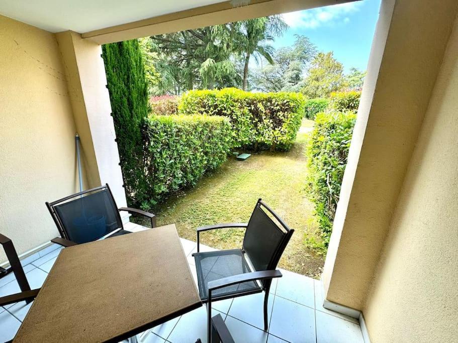 4 People With Pool Tennis Parking Air Cond Apartment *