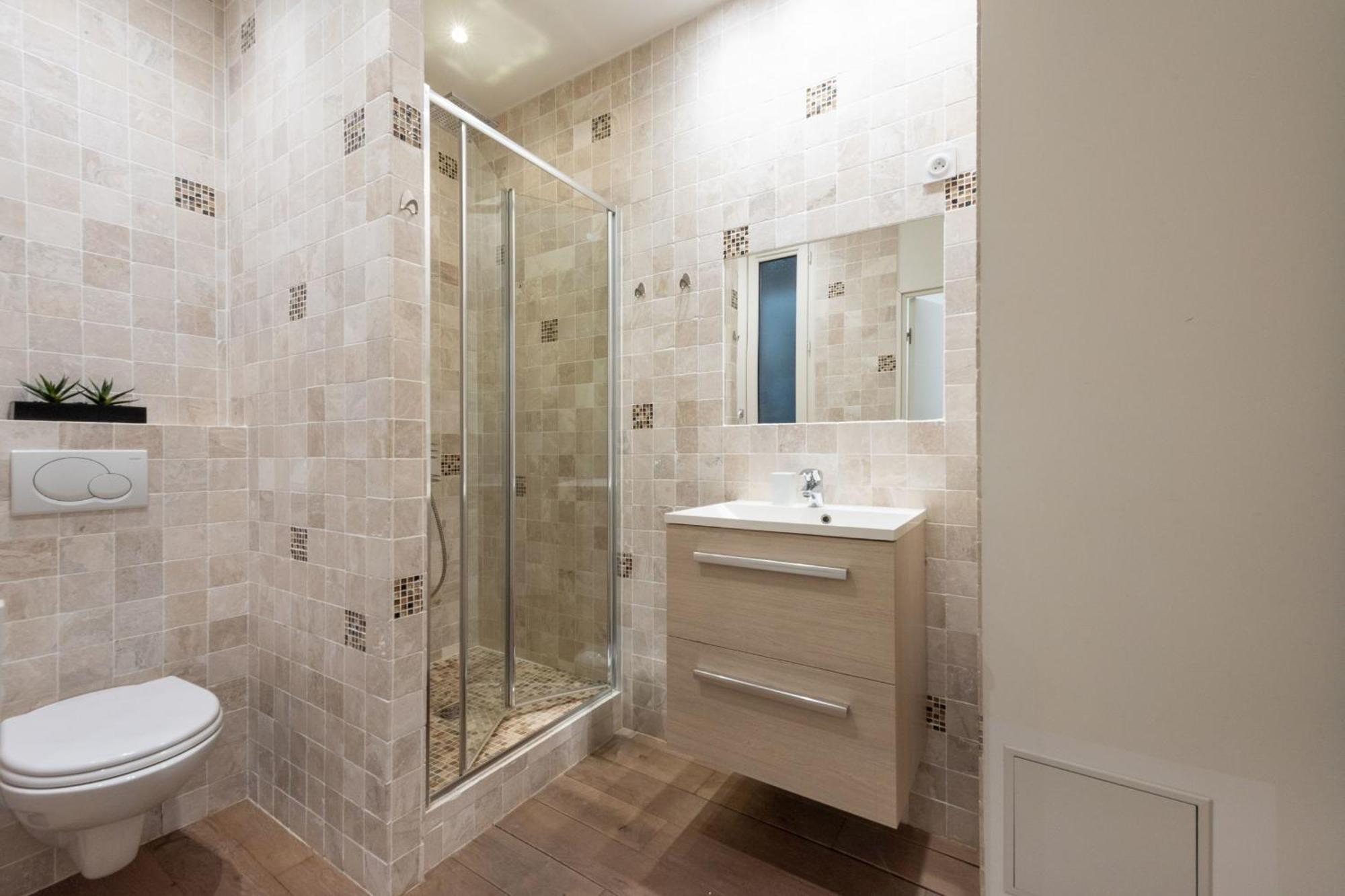 1-br In The Carre D'or Apartment
